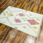 Ivory Diamond Motif Tribal Rug – Hand Knotted Wool - Image 3