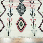 Ivory Tribal Diamond Rug – Hand Knotted Wool - Image 5
